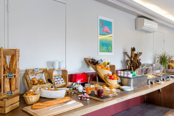 45 - Best Western Plus Hyeres Cote d'Azur salle petit dejeuner buffet continental restaurant